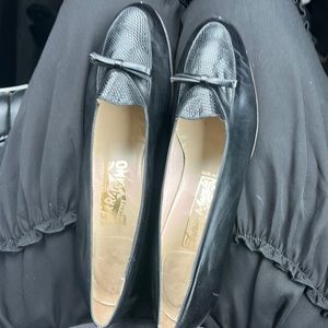 Black low heel Salvatore Ferragamo shoes. In good condition. Size 9